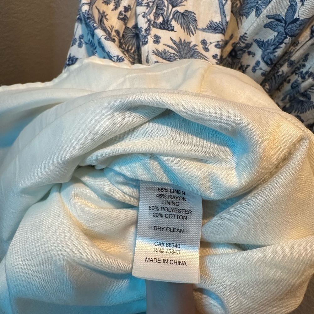 House of Harlow 1960 White and Blue Patterned Midi Dress - Picture 10 of 10